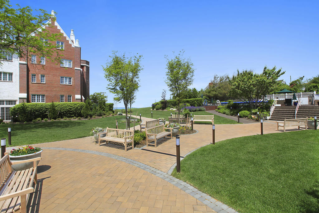 فندق Montauk Manor المظهر الخارجي الصورة The Village Green